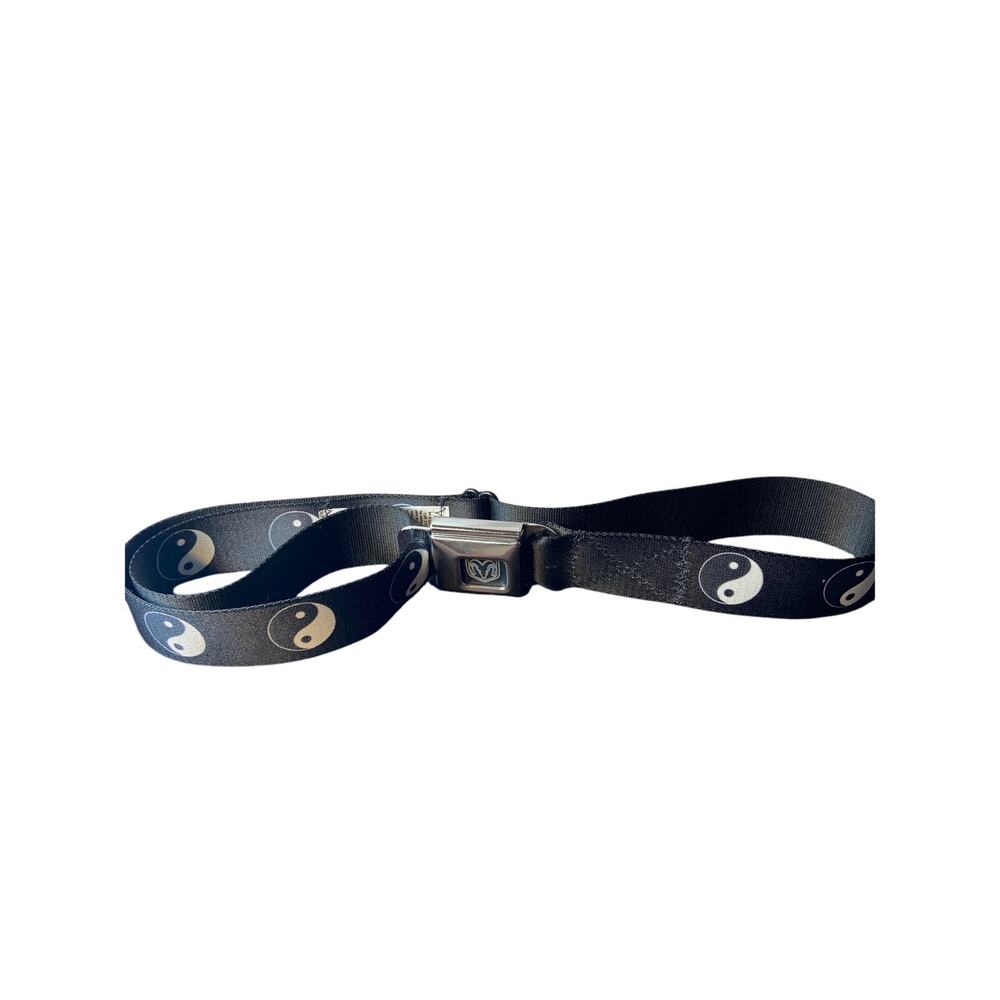 Yin Yang symbol pattern , buckle down seatbelt ,‎ belt